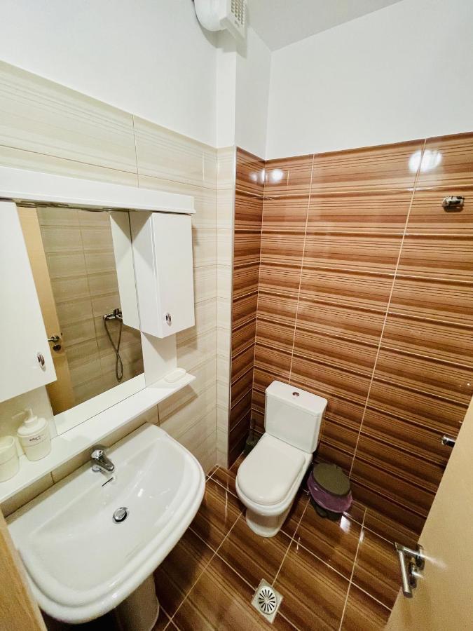 Jb Apartments Sarande Exterior photo